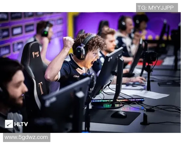 兵不血刃轻松取胜强势晋级下一轮的CSGO精彩战绩回顾